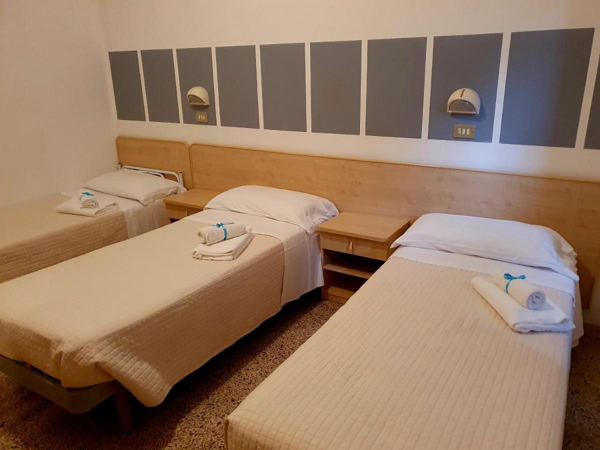 Albergo B&B Serafini Rimini Exteriér fotografie